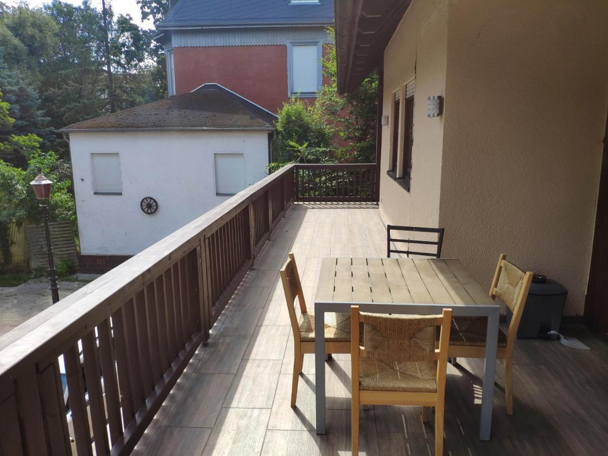 Ferienwohnung Mit 123Qm Fuer 8 Personen Mit Sehr Grossem Garten, Einfache Innen-Ausstattung 라이프치히 외부 사진