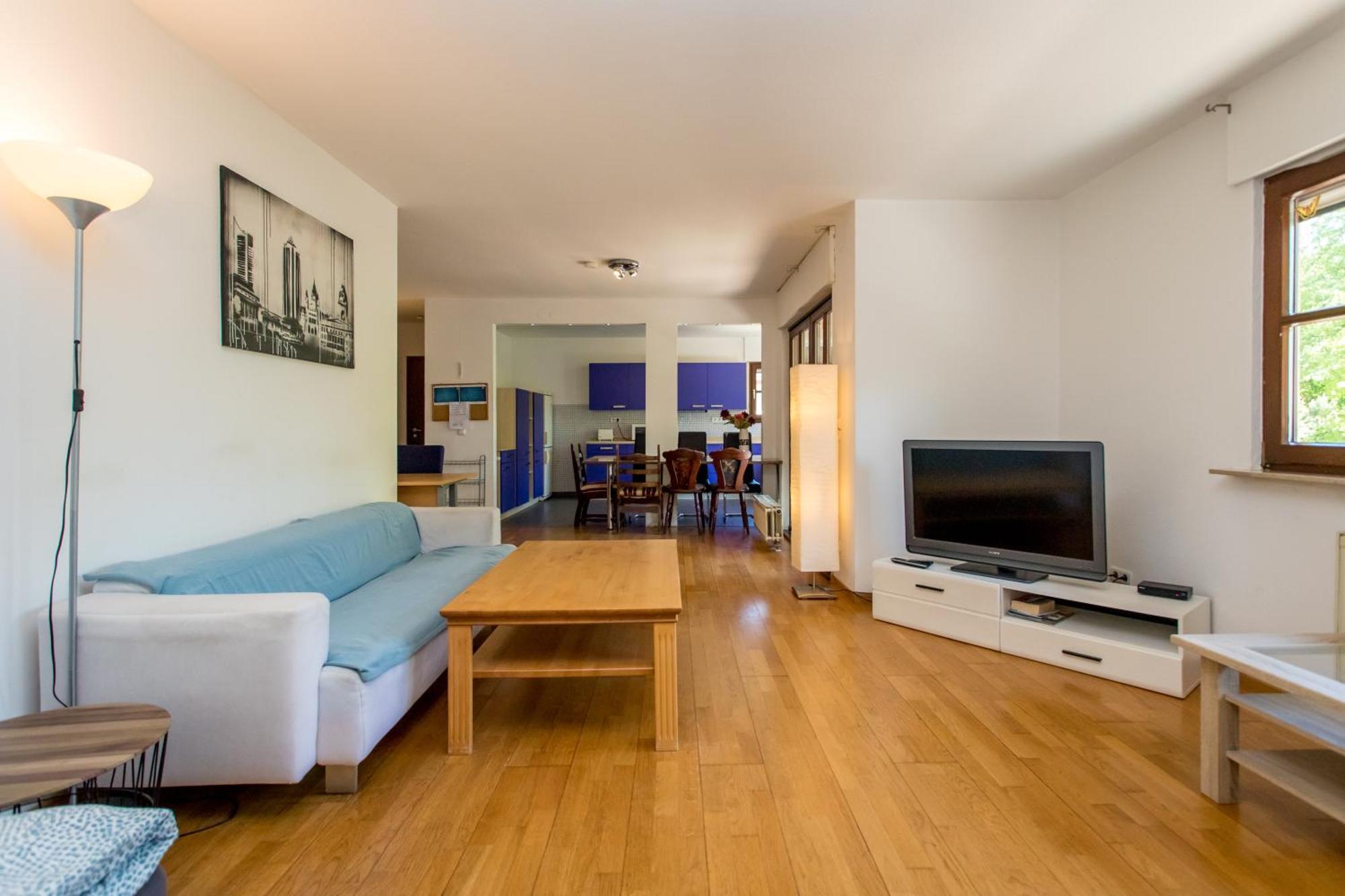 Ferienwohnung Mit 123Qm Fuer 8 Personen Mit Sehr Grossem Garten, Einfache Innen-Ausstattung 라이프치히 외부 사진